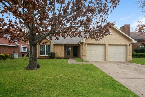 835 Collins Blvd, Cedar Hill, TX, 75104-7306 | Card Image