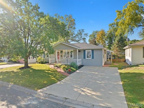 416 Bollman Ave, Edwardsville, IL, 62025-2502 | Card Image