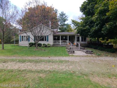 440 W Newark Road, Home with 4 bedrooms, 1 bathrooms and null parking in Lapeer Twp MI | Image 1