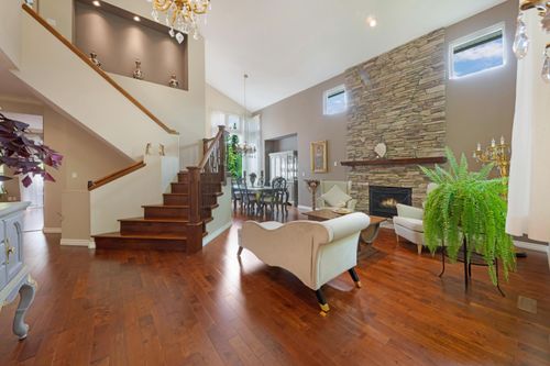 6 Linden Crt, Port Moody, BC, V3H5C1 | Card Image