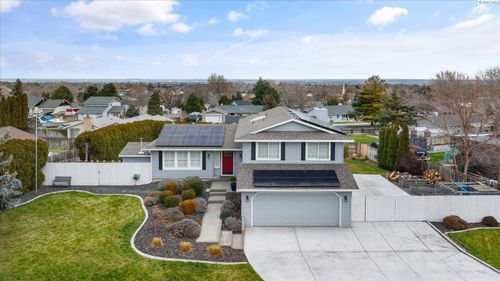 4617 S Quincy Pl, Kennewick, WA, 99337-3917 | Card Image