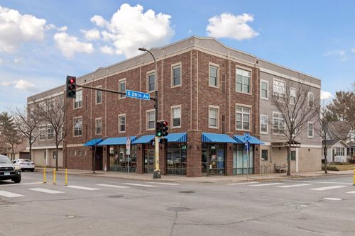 apt-202-2803 E 38th St, Minneapolis, MN, 55406-4415 | Card Image