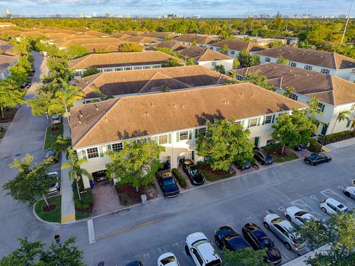 704 Sw 2nd Way, Pompano Beach, FL, 33060-8378 | Card Image