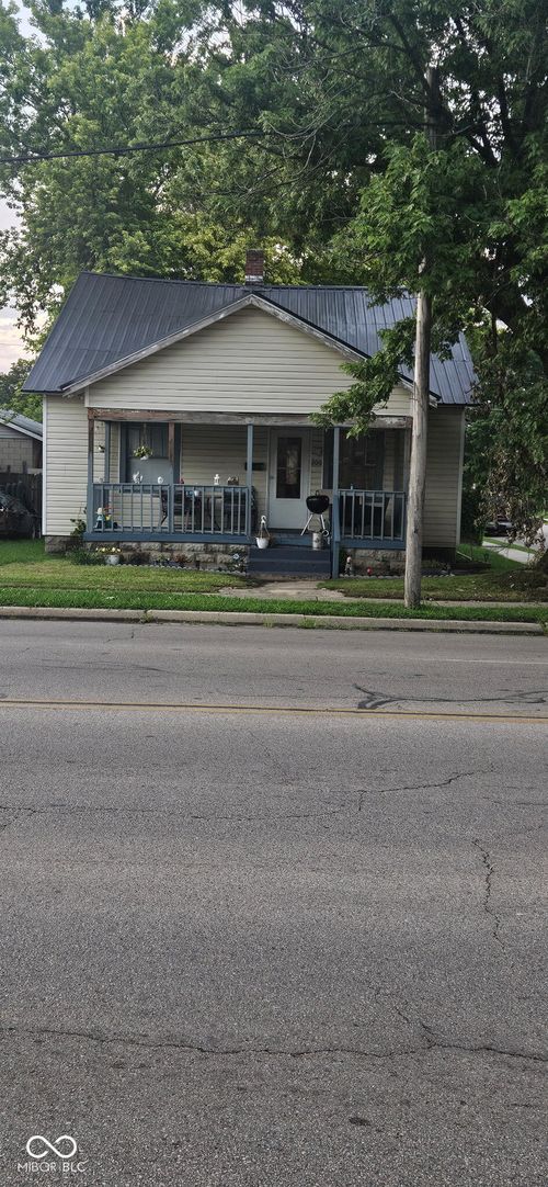 200 W Memorial Dr, Muncie, IN, 47302-3226 | Card Image