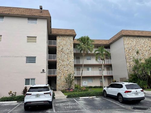 apt-102-2500 Sw 81st Ave, Davie, FL, 33324-5729 | Card Image