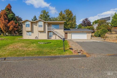3610 Masters Dr, Clarkston, WA, 99403-1725 | Card Image