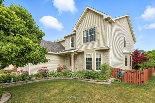 2943 Heather Ln, Montgomery, IL, 60538-5119 | Card Image