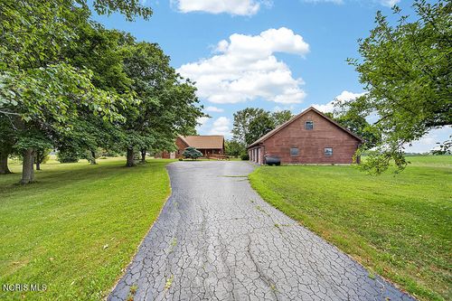 6498 County Road 330, Fostoria, OH, 44830-9629 | Card Image