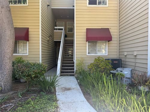 j-3690 S Bear St, Santa Ana, CA, 92704-7289 | Card Image