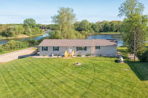 3571 Case Dr, Union City, MI, 49094-9610 | Card Image