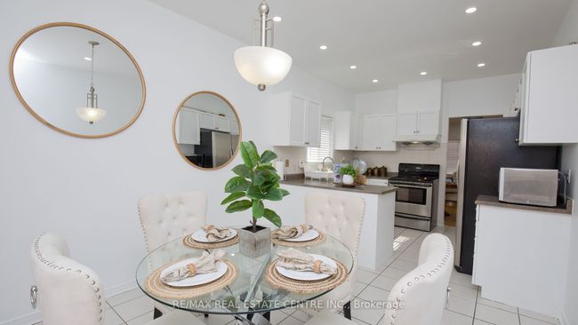 32 Pappain Cres, House other with 6 bedrooms, 3 bathrooms and 4 parking in Brampton ON | Image 18