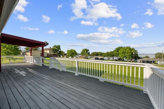 wrap around deck | Image 5