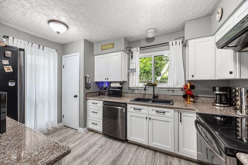21302 Bridgepoint Ln, Spring, TX, 77388-3811 | Card Image