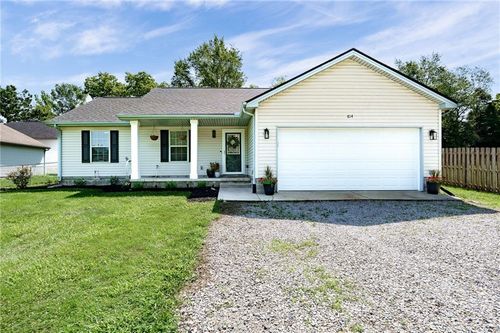 814 Brande Dr, Eaton, OH, 45320-2509 | Card Image