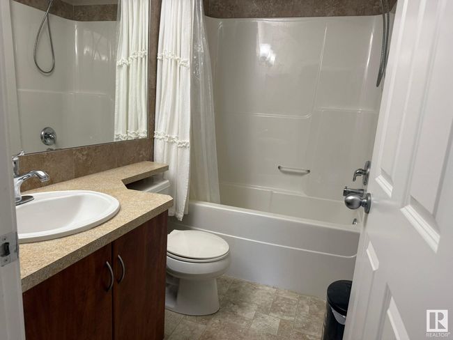 1332 74 St Sw, House other with 4 bedrooms, 4 bathrooms and null parking in Edmonton AB | Image 21