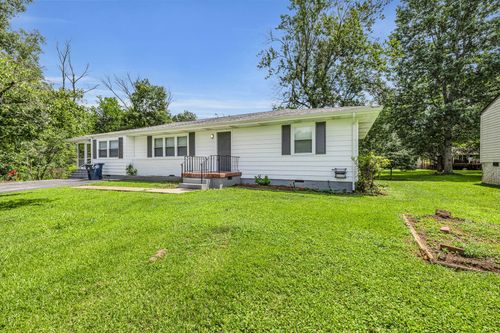 5506 Sunny Dell Ln, East Ridge, TN, 37412-3330 | Card Image