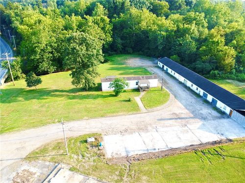 1761 Old Youngstown Rd, Edinburg, PA, 16116-5421 | Card Image