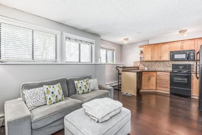 1 - 2407 17 St Sw, Condo with 1 bedrooms, 1 bathrooms and 1 parking in Calgary AB | Image 2