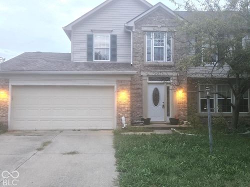 878 Waveland Ln, Greenwood, IN, 46143-3149 | Card Image