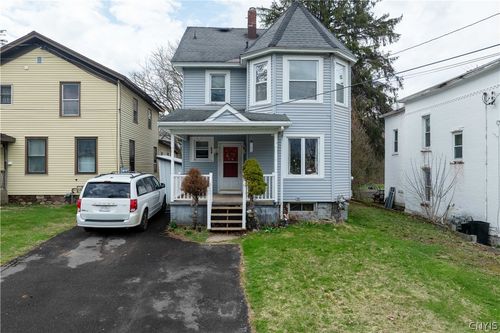 829 Oneida Street, Fulton, NY, 13069 | Card Image