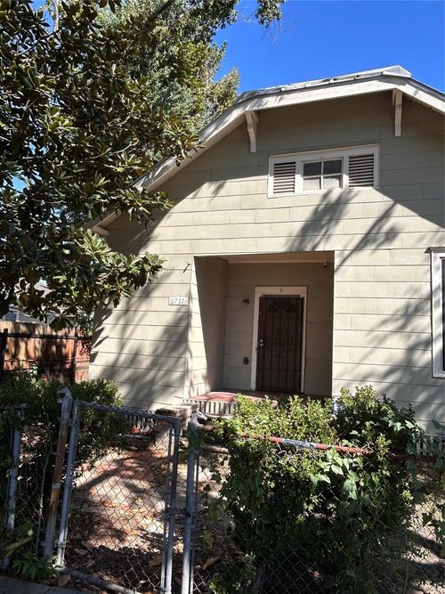 a-6737 Avenue E, Houston, TX, 77011-3535 | Card Image