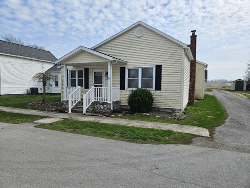 105 W Water St, Buckland, OH, 45819-9713 | Card Image