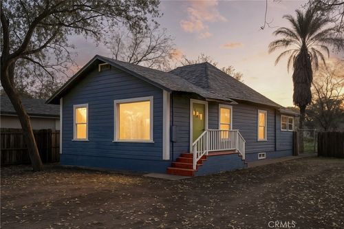 573 E 19th St, Chico, CA, 95928-6713 | Card Image