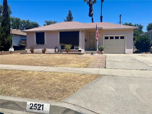 2521 W Ash Ave, Fullerton, CA, 92833-3103 | Card Image