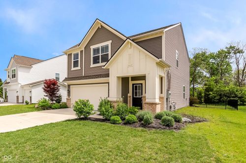 989 Kensington Dr, Danville, IN, 46122-6002 | Card Image