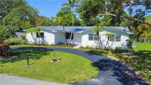 17640 Sw 84th Ct, Palmetto Bay, FL, 33157-6015 | Card Image