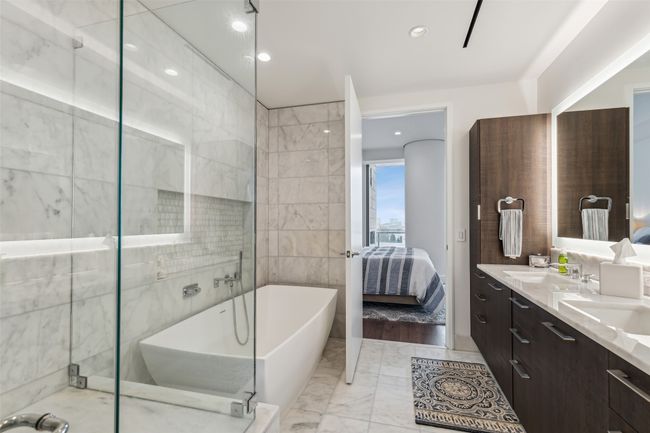 APT-903 - 7901 Windrose Ave, Condo with 2 bedrooms, 3 bathrooms and null parking in Plano TX | Image 6