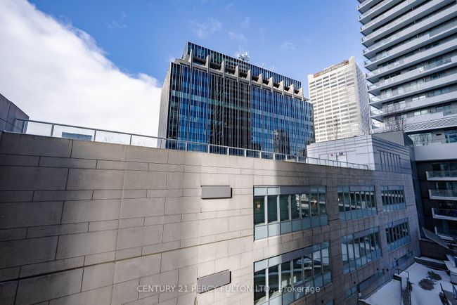 706 - 2191 Yonge St, Condo with 1 bedrooms, 1 bathrooms and null parking in Toronto ON | Image 35