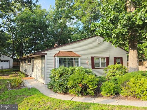 329 Evergreen Rd, Mount Laurel, NJ, 08054-2181 | Card Image