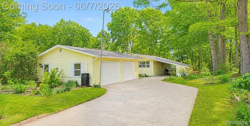 4840 N Flint Rd, Sanford, MI, 48657-9311 | Card Image