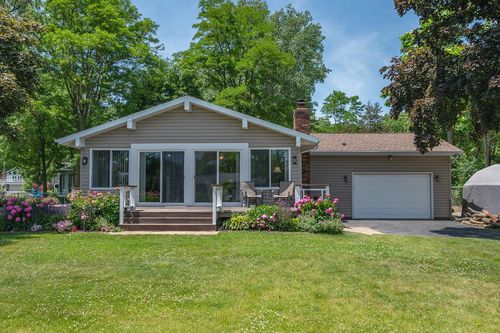299 Shore Drive, Palmyra, WI, 53156 | Card Image
