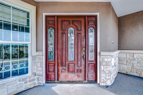 310 Plum St, La Marque, TX, 77568-6250 | Card Image