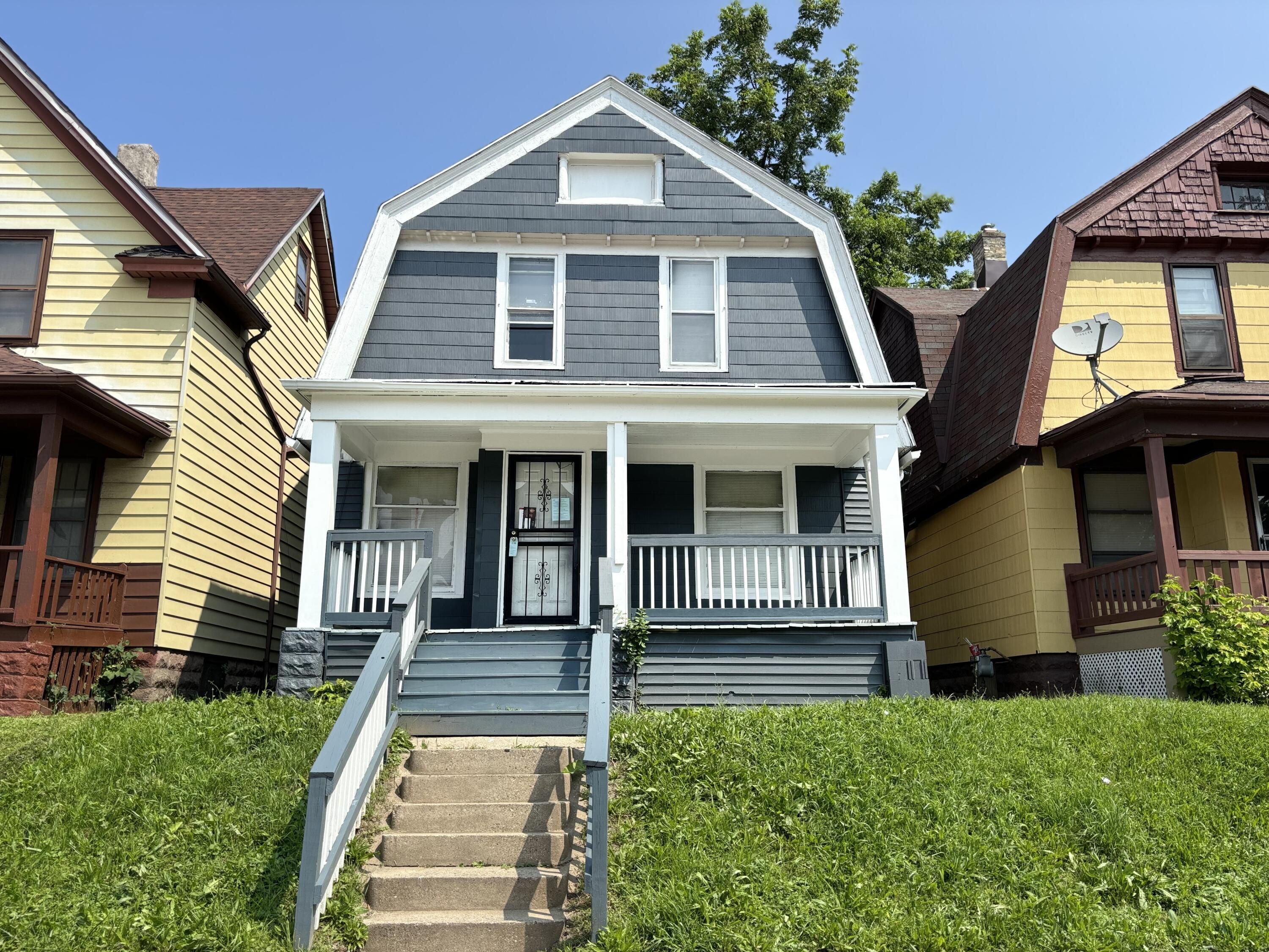 Burleigh St, Milwaukee, WI 53206