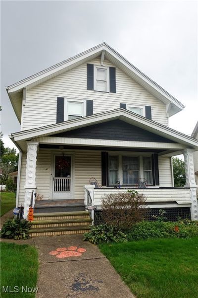 341 Commonwealth Avenue Ne, House other with 3 bedrooms, 1 bathrooms and null parking in Massillon OH | Image 2