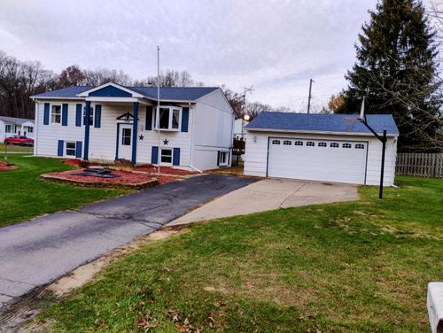 3958 Viking Drive, Jackson, MI, 49201 | Card Image