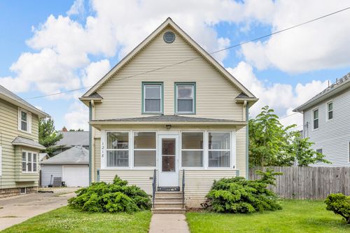 1218 Forest Ave, Jackson, MI, 49201-1822 | Card Image