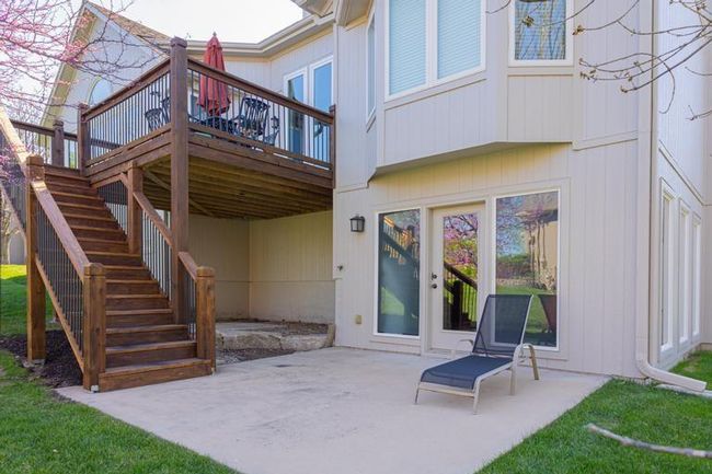 8127 Lone Elm Rd, House other with 5 bedrooms, 5 bathrooms and null parking in Lenexa KS | Image 50