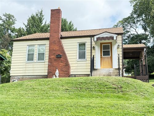 3215 Cypress St, West Mifflin, PA, 15122-1524 | Card Image