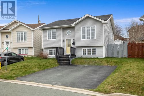 11 Irish Loop Street, St.John's, NL, A1G1W7 | Card Image
