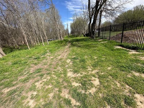 TBD Hidden Shores Loop, Smithville, TX, 78957 | Card Image