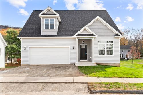 116-116 Silver Island Way, Berlin, CT, 06037-4094 | Card Image