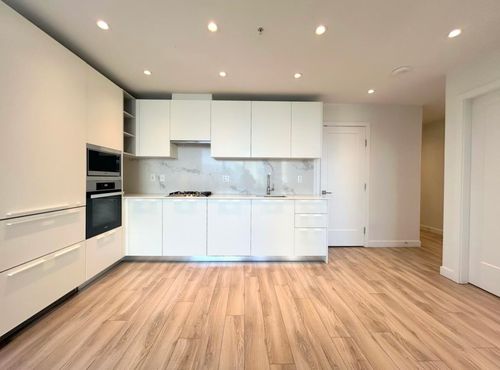 12xx-6699 Dunblane Avenue, Burnaby, BC, V5H0J8 | Card Image