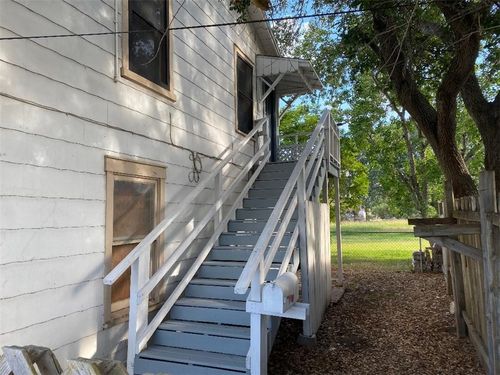 810 8th St, Portland, TX, 78374-2028 | Card Image