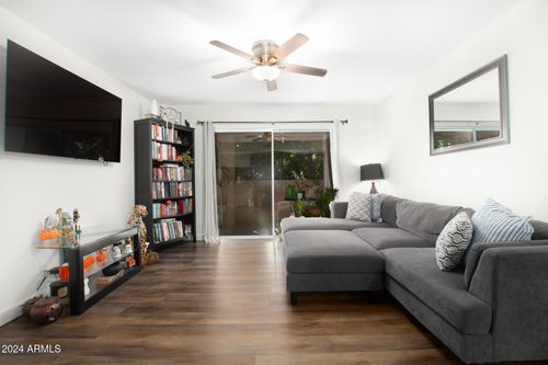 2081-540 N May, Mesa, AZ, 85201-4433 | Card Image