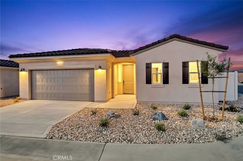 7444 Desert Sky Dr, Yucca Valley, CA, 92284-3664 | Card Image