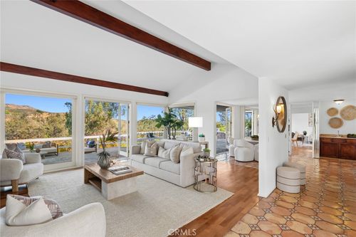 10392 Mira Vista Dr, North Tustin, CA, 92705-2554 | Card Image